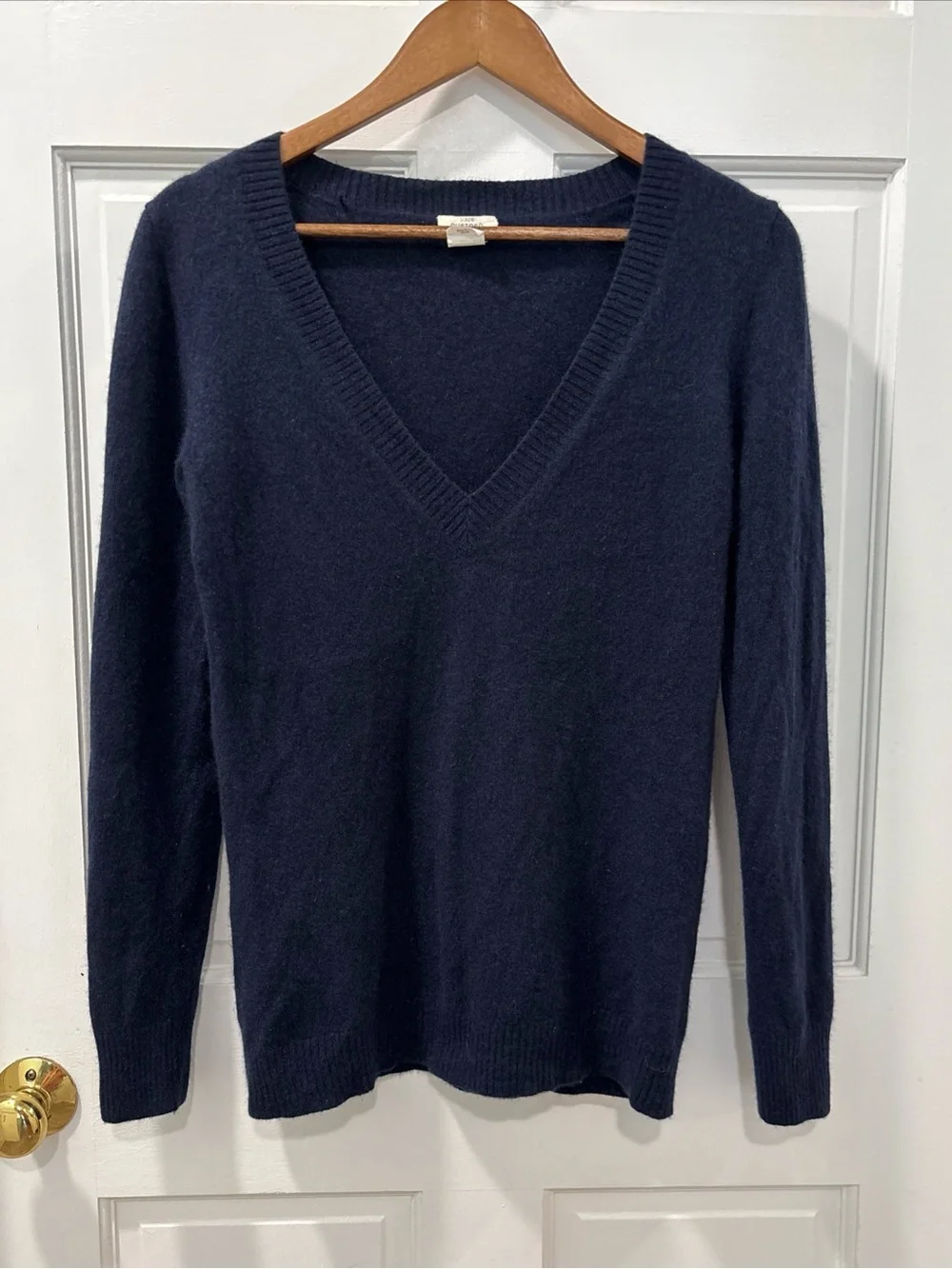 J. Crew Gustoso Women’s 100% Cashmere Deep V-Neck Sweater Size Medium Navy Vtg